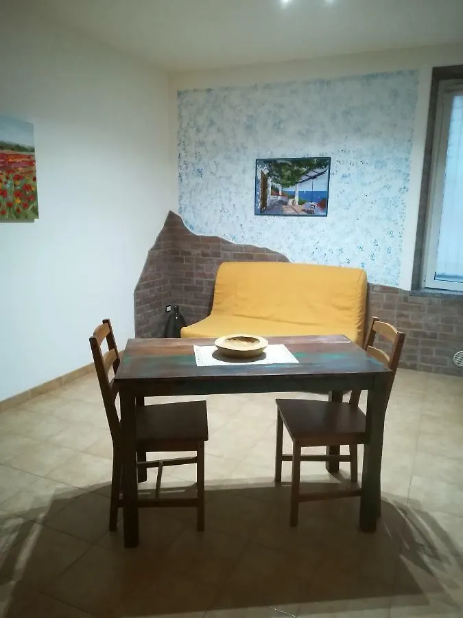 *** לינה וארוחת בוקר קרוגטה Le Camere Di Aladino איטליה